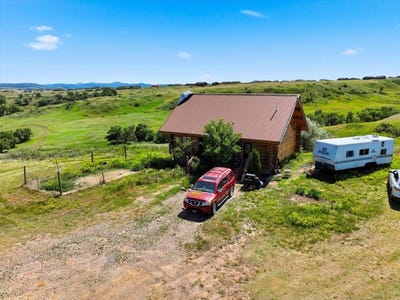 /international/us/11081-ridge-road-belle-fourche-sd-110108797589/