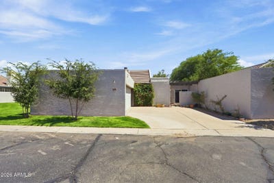 /international/us/324-e-ambassador-drive-tempe-az-110110186381/