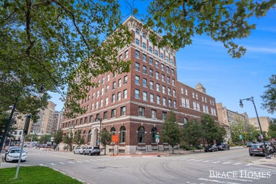 /international/us/27-library-street-ne-grand-rapids-mi-110106920534/