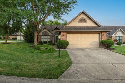 /international/us/19-hathaway-commons-drive-lebanon-oh-110104815440/