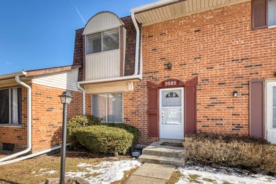 /international/us/5085-euclid-lane-richton-park-il-110106257372/
