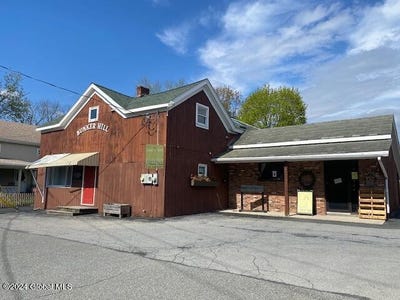 /international/us/59-high-street-hoosick-falls-ny-110091797129/