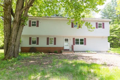 /international/us/269-cedar-wood-terrace-georgia-vt-110108493911/