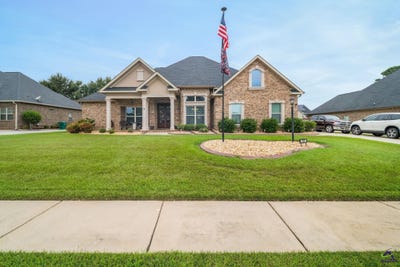 /international/us/158-abercorn-street-warner-robins-ga-110110356654/