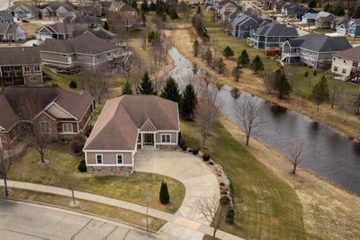 /international/us/269-w-nelson-street-deerfield-wi-110106818574/