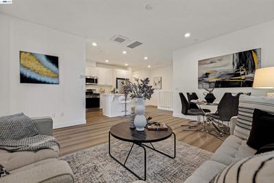 /international/us/5885-cadence-ave-dublin-ca-110108890456/