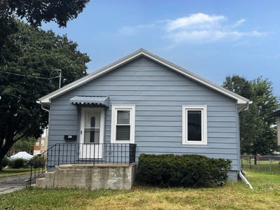 /international/us/402-s-13th-avenue-st-charles-il-110110230638/
