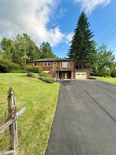 /international/us/1301-echo-road-vestal-ny-110101236502/