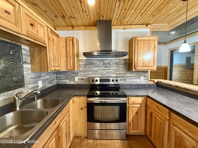 /international/us/409-woodhaven-ln-leitchfield-ky-110108479849/