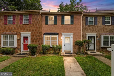 /international/us/15711-ambiance-drive-north-potomac-md-110109035181/