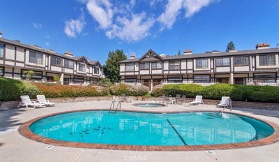 /international/us/20737-roscoe-boulevard-winnetka-ca-110099992775/