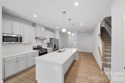 /international/us/6258-ashton-park-drive-denver-nc-110106974272/