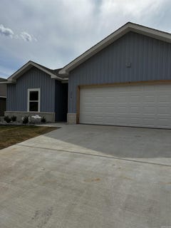 /international/us/279-everest-street-shannon-hills-ar-110119739524/