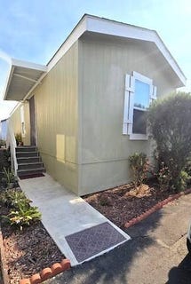 /international/us/1148-3rd-ave-chula-vista-ca-110097175580/