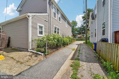 /international/us/3572-poole-street-baltimore-md-110101242160/