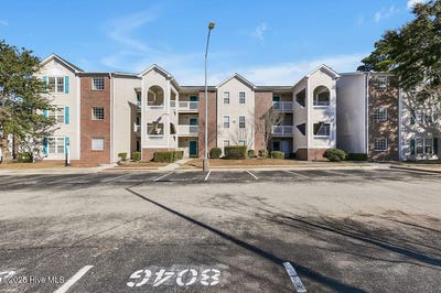 /international/us/804-bryce-court-wilmington-nc-110104428791/