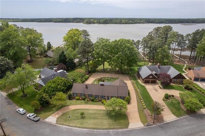 /international/us/623-haystack-landing-rd-newport-news-va-110099012603/?lang=zh-tw
