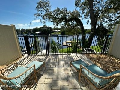 /international/us/833-paddleboard-court-melbourne-fl-110103811251/