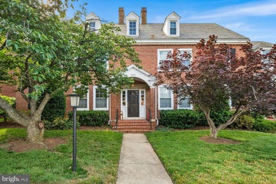 /international/us/4520-36th-street-s-arlington-va-110108346772/