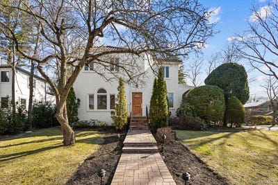/international/us/118-baker-hill-road-great-neck-ny-110106343874/