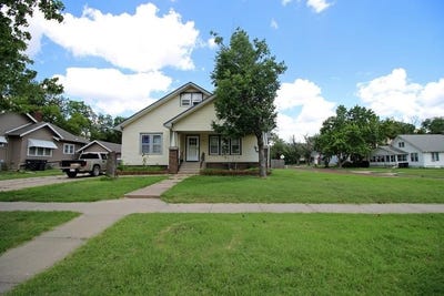 /international/us/326-allison-st-newton-ks-110101049523/