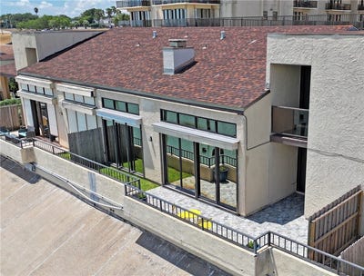 /international/us/1400-e-ocean-drive-corpus-christi-tx-110104588519/