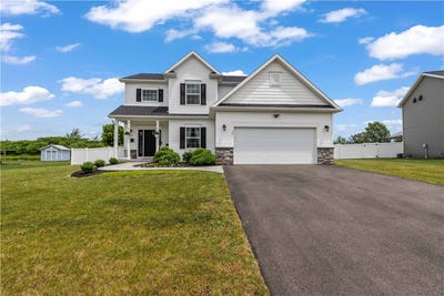 /international/us/52-candleford-heights-henrietta-ny-110100420849/
