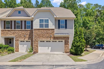 /international/us/223-diamond-head-drive-durham-nc-110108550045/