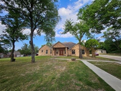 /international/us/234-e-fork-road-sunnyvale-tx-110108423687/