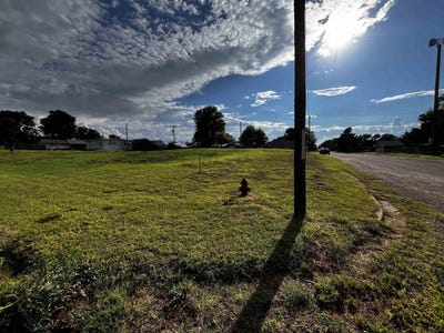 /international/us/301-avenue-l-beaver-ok-110101125341/