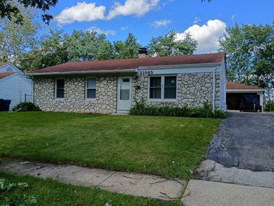 /international/us/21845-orion-avenue-sauk-village-il-110120455373/