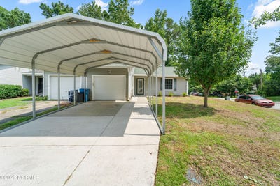 /international/us/1-s-onsville-place-jacksonville-nc-110107732089/