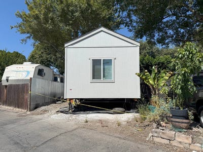 /international/us/12245-san-fernando-road-sylmar-ca-110107996014/