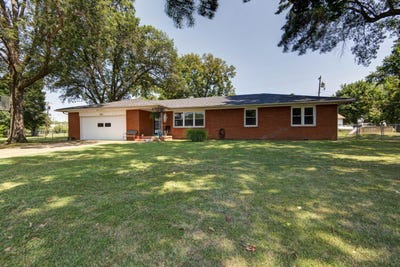 /international/us/636-s-oak-street-buffalo-mo-110101516786/?lang=en