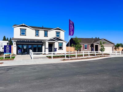 /international/us/1910-n-river-run-street-visalia-ca-110100378960/