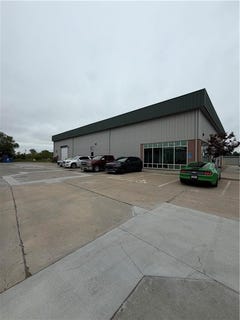 /international/us/6601-f-royal-street-pleasant-valley-mo-110108664665/