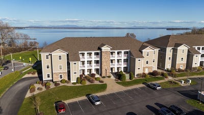 /international/us/62-club-road-plattsburgh-ny-110107828670/