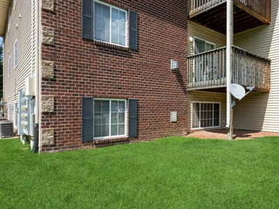 /international/us/5908-sutton-place-unit-1-urbandale-ia-110100465506/