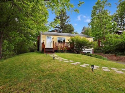 /international/us/916-hector-street-ithaca-ny-110108445169/