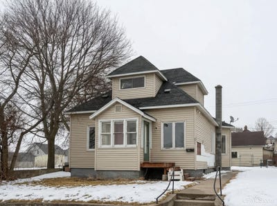 /international/us/613-n-9th-street-gladstone-mi-110106564743/