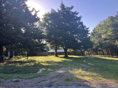 /international/us/22765-county-road-203-wheatland-mo-110104127081/