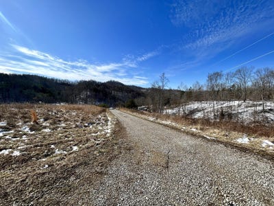 /international/us/1004-blackwater-church-road-london-ky-110097633600/?lang=en