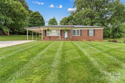 /international/us/2777-pax-hill-road-morganton-nc-110101422357/?lang=id