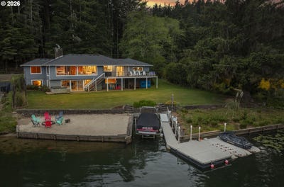 /international/us/2170-ne-lake-dr-lincolncity-or-110108503627/