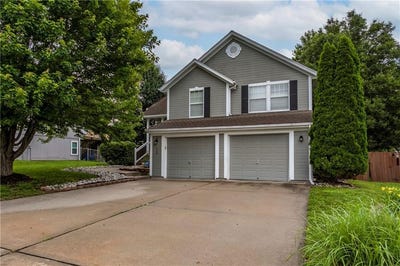 /international/us/113-n-oxford-drive-raymore-mo-110100348886/