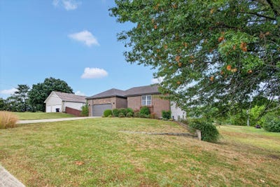 /international/us/660-big-bear-court-marshfield-mo-110119949249/