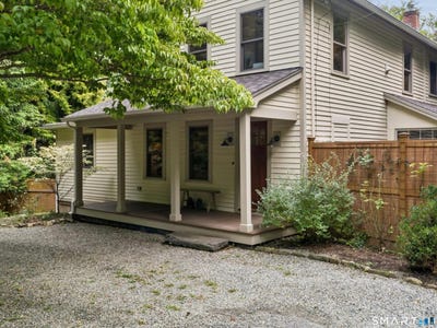 /international/us/1321-brookside-drive-fairfield-ct-110120411487/