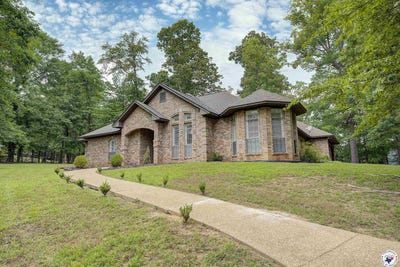 /international/us/1305-centerhill-rd-linden-tx-110099670931/