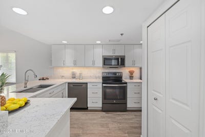 /international/us/159-marine-street-unit-105-st-augustine-fl-110099554361/