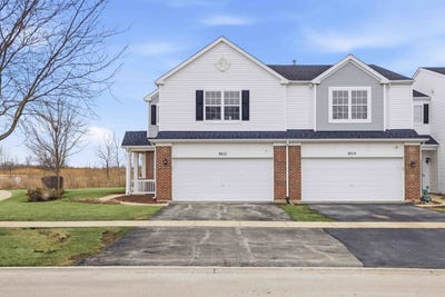 /international/us/8412-sawyer-court-joliet-il-110108578279/